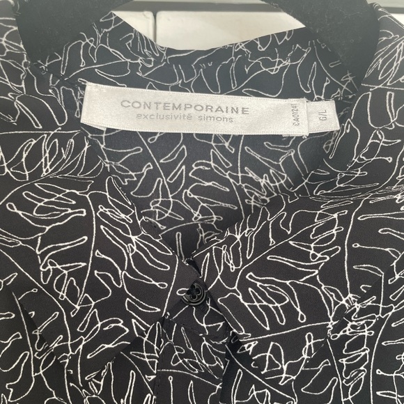 CONTEMPORAINE Flowy Cap Sleeve Button Down - Picture 5 of 9